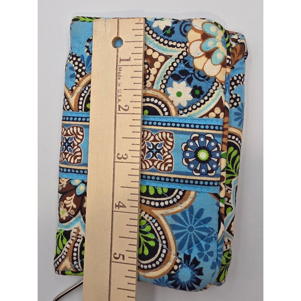 Vera Bradley BLUE  Trifold Pocket Wallet Clear ID Zip Pocket Excellent - Picture 7 of 7